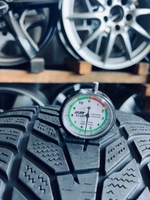 245 40 19 Hankook Winter I'Cept Evo3. Фото 5