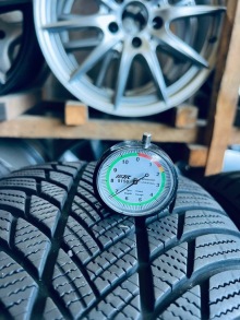 225 60 17 Bridgestone Blizzak LM001 . Фото 8