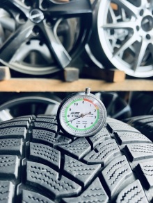 235 45 18 Dunlop Winter Sport5. Фото 8