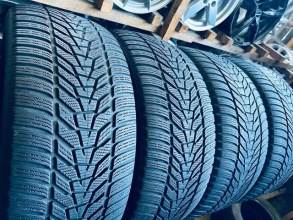275 45 20+305 40 20 Hankook Winter I'Cept Evo3 X . Фото 2