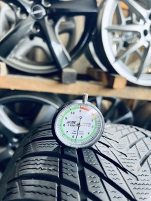 245 45 18 Goodyear UltraGrip Performance3 . Фото 6