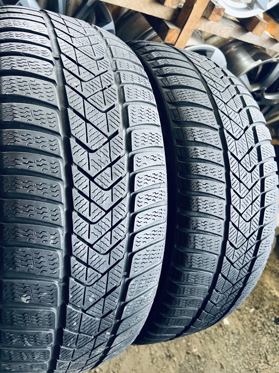 245 50 19 Pirelli Sottozero 3 