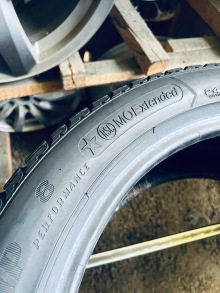 245 45 18 Goodyear UltraGrip 8 Performance. Фото 13