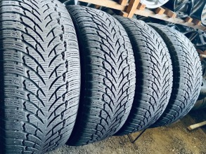235 50 19 Nokian WR SUV4 . Фото 2