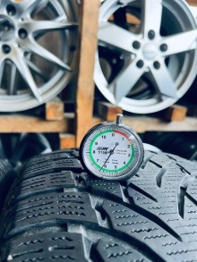 235 50 19 Nokian WR SUV4 . Фото 8