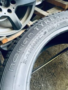 235 50 19 Nokian WR SUV4 . Фото 12
