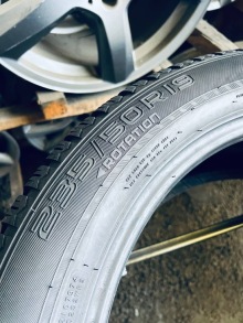 235 50 19 Nokian WR SUV4 . Фото 9