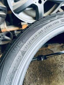 245 40 19 Nokian WR A4. Фото 9
