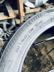 225 45 18 Bridgestone Blizzak LM001 . Фото 10