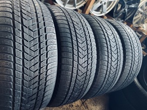 285 45 22 Pirelli Scorpion Winter 