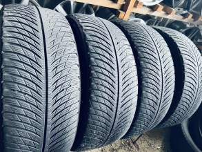 235 55 17 Michelin Pilot Alpin5 