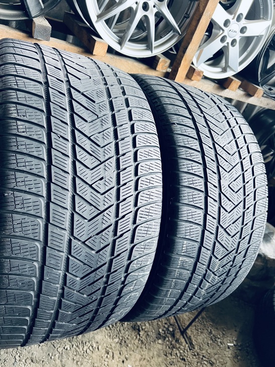 305 40 20 Pirelli Scorpion Winter Run Flat [2024] 