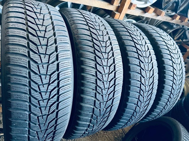 215 60 17 Hankook Winter I'Cept Evo3 