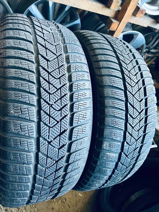 245 40 19 Pirelli Sottozero 3 Run Flat