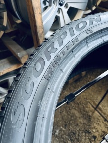 285 40 22 Pirelli Scorpion Winter. Фото 8