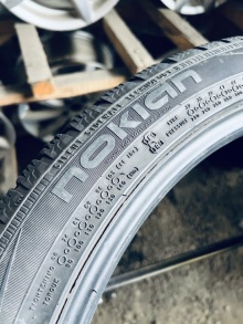 245 40 19 Nokian WR A4. Фото 11